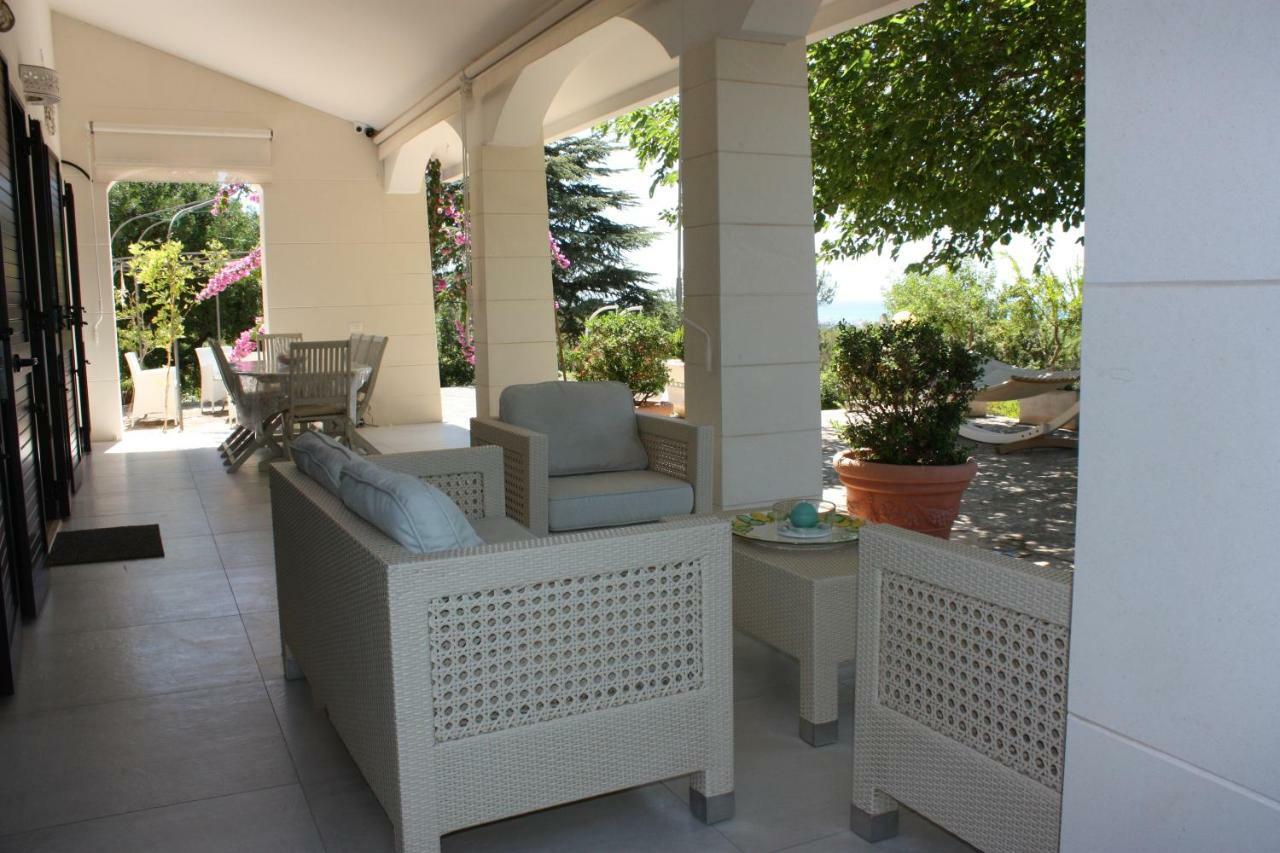 Villa Torre San Giovanni Ugento Exteriör bild
